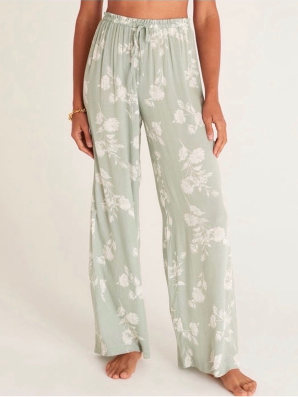 Z Supply Sage Green Wide-Leg Floral Drawstring Pants
